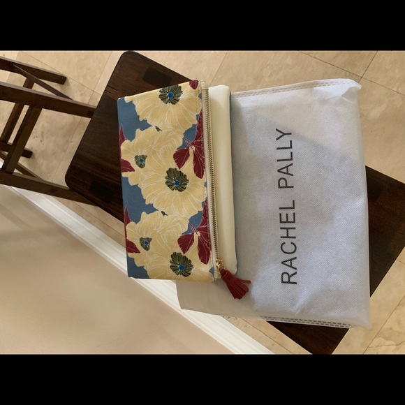 Clutch - Picture 1 of 4